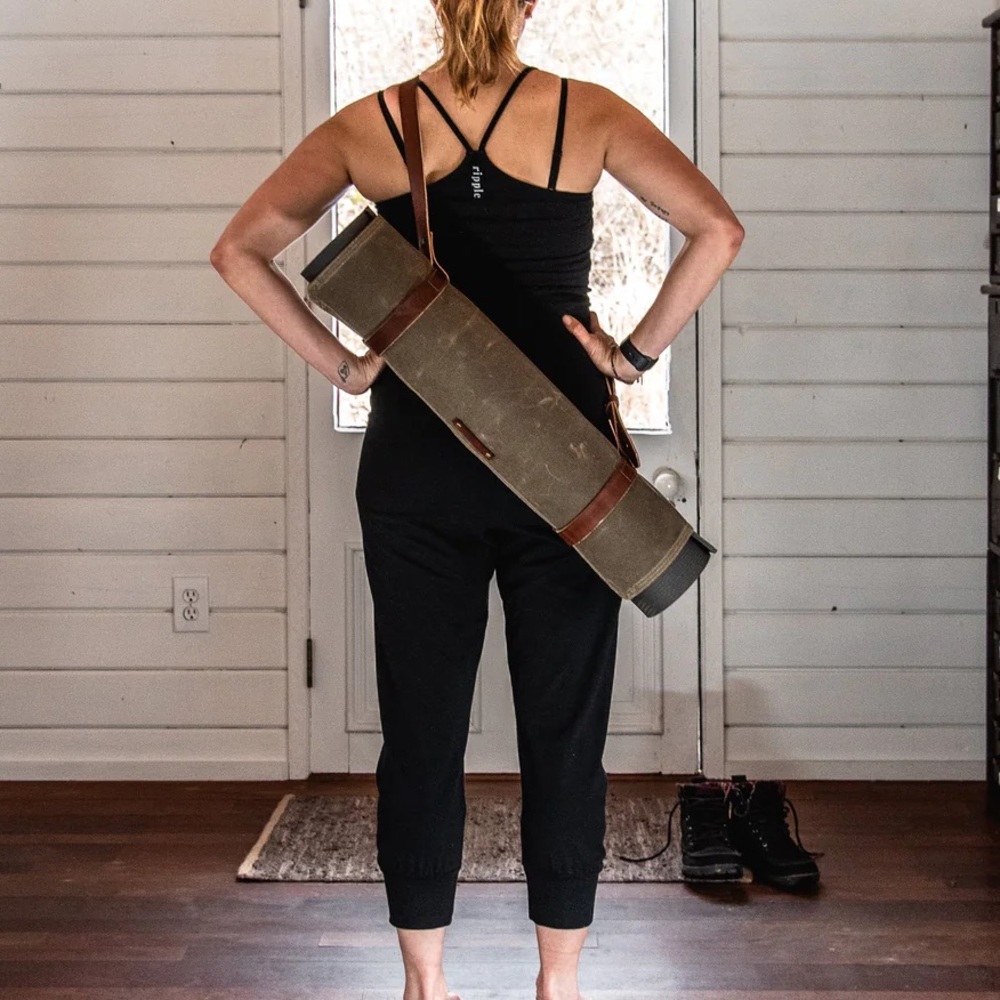 PEG AND AWL UMA YOGA MAT CARRIER - TRUFFLE/BROWN